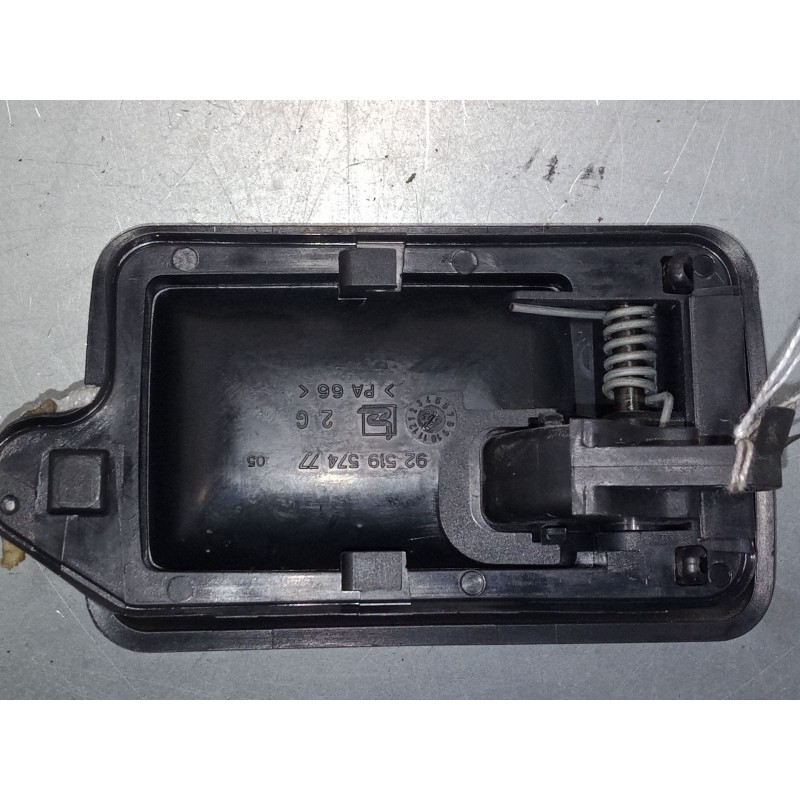 Recambio de maneta interior puerta delantera izquierda para peugeot 106 ii (1a_, 1c_) 1.1 i referencia OEM IAM 9251957477  