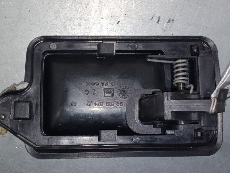 Recambio de maneta interior puerta delantera izquierda para peugeot 106 ii (1a_, 1c_) 1.1 i referencia OEM IAM 9251957477  