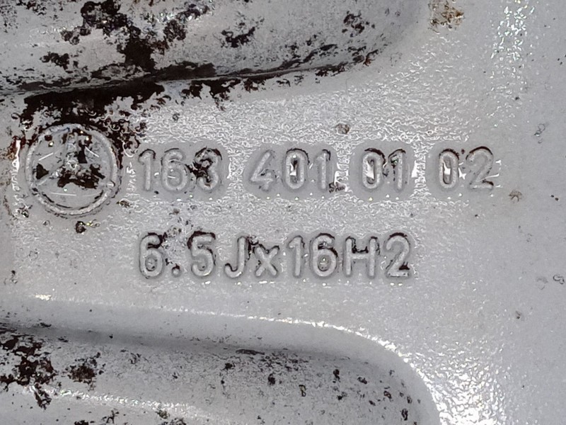 Recambio de llanta aluminio 16´´ para mercedes-benz clase m (w163) ml 270 cdi (163.113) referencia OEM IAM 6.5Jx16H2   Recambio de llanta aluminio 16´´ para mercedes-benz clase m (w163) ml 270 cdi (163.113) referencia OEM IAM 6.5Jx16H2