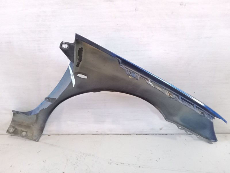 Recambio de aleta delantera izquierda para peugeot 307 cc (3b) 2.0 16v referencia OEM IAM   