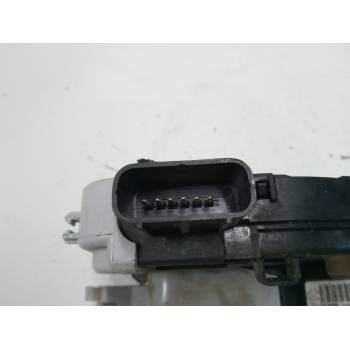 CERRADURA PUERTA DELANTERA DERECHA 81320-1K020 