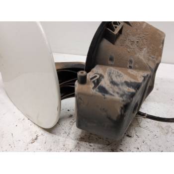 TAPA EXTERIOR COMBUSTIBLE 
