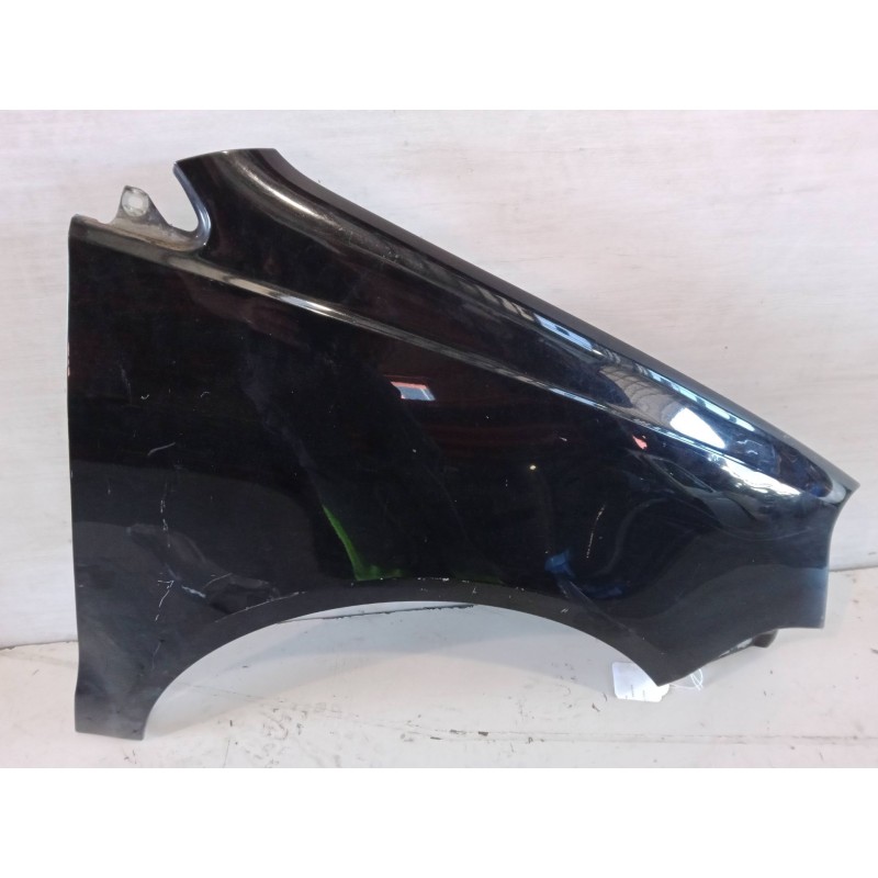 Recambio de aleta delantera derecha para volkswagen polo iv sedán (9a4, 9a2, 9n2, 9a6) 1.4 referencia OEM IAM   
