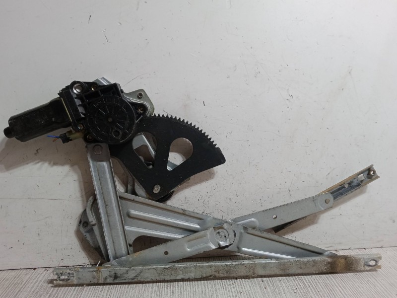 Recambio de elevalunas electrico derecho 3p para hyundai galloper ii (jk-01) 2.5 tci d referencia OEM IAM   