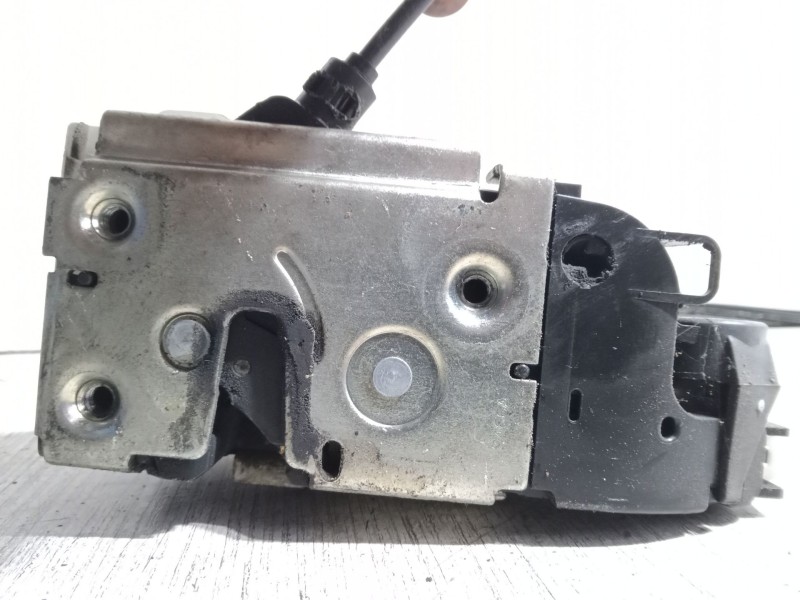 Recambio de cerradura puerta delantera izquierda para citroën c2 (jm_) 1.4 hdi referencia OEM IAM 52187680  