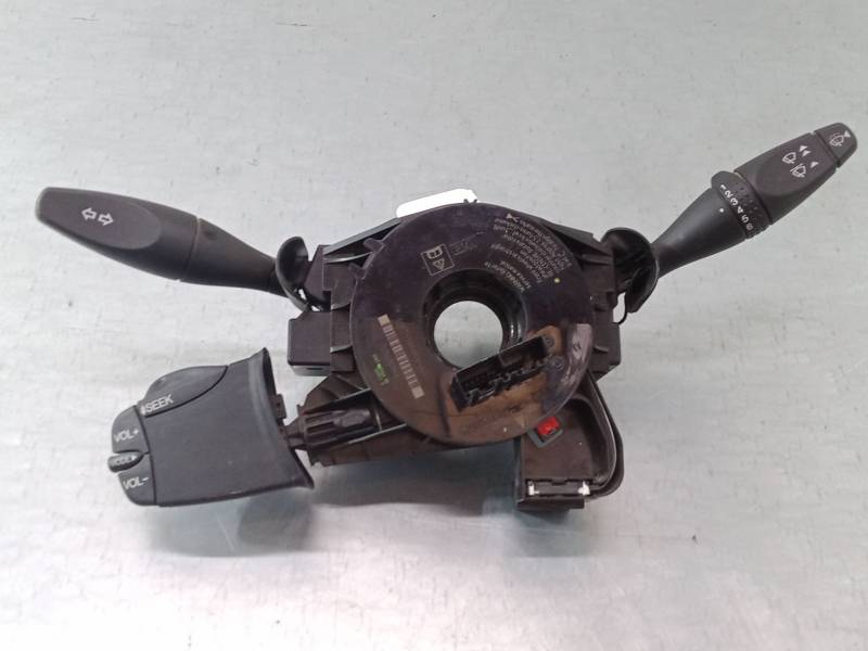 MANDO LUCES 6S6T14A664AA 
