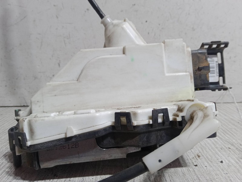 Recambio de cerradura puerta trasera derecha para citroën c3 ii (sc_) 1.4 hdi 70 (sc8hzc, sc8hr0, sc8hp4) referencia OEM IAM A04