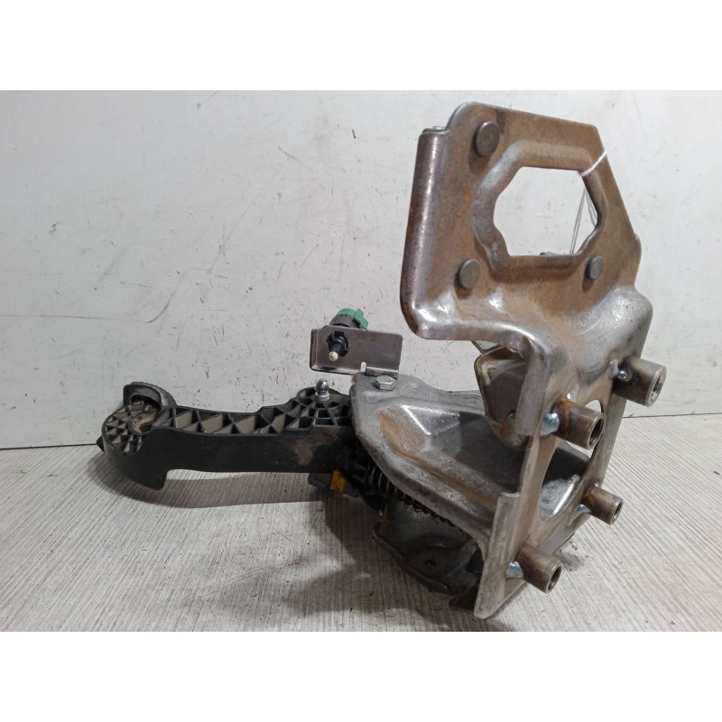 Recambio de pedal embrague para citroën c3 ii (sc_) 1.4 hdi 70 (sc8hzc, sc8hr0, sc8hp4) referencia OEM IAM   