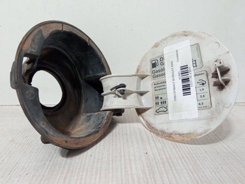 Recambio de tapa exterior combustible para volkswagen golf iv (1j1) 1.9 tdi referencia OEM IAM   