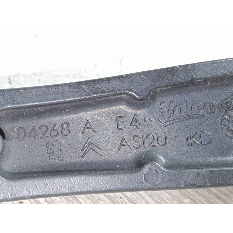 Recambio de brazo limpia delantero derecho para citroën c3 ii (sc_) 1.4 hdi 70 (sc8hzc, sc8hr0, sc8hp4) referencia OEM IAM   