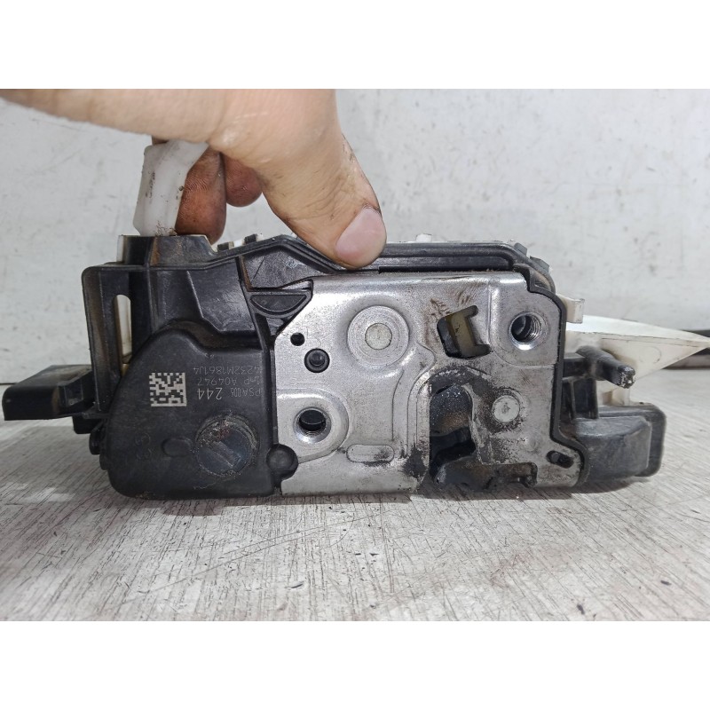 Recambio de cerradura puerta delantera izquierda para citroën c3 ii (sc_) 1.4 hdi 70 (sc8hzc, sc8hr0, sc8hp4) referencia OEM IAM