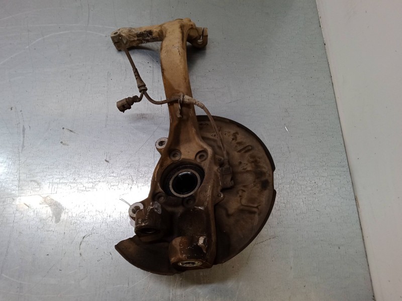 Recambio de mangueta delantera izquierda para audi a4 b6 avant (8e5) 1.9 tdi referencia OEM IAM   