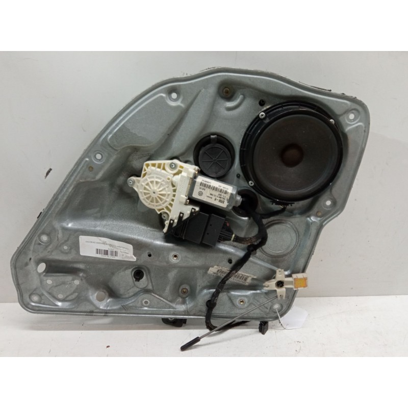 Recambio de elevalunas electrico trasero derecho para volkswagen golf iv (1j1) 1.9 tdi referencia OEM IAM   