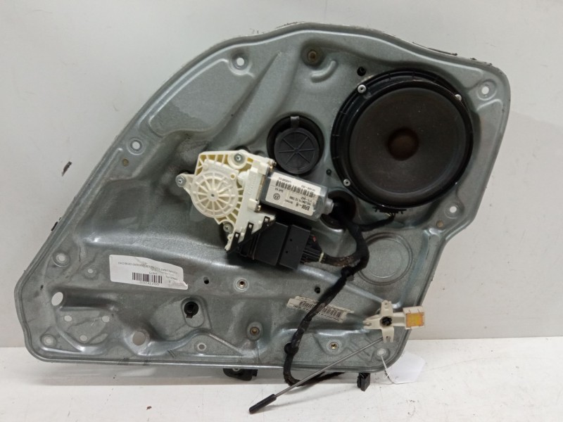 Recambio de elevalunas electrico trasero derecho para volkswagen golf iv (1j1) 1.9 tdi referencia OEM IAM   