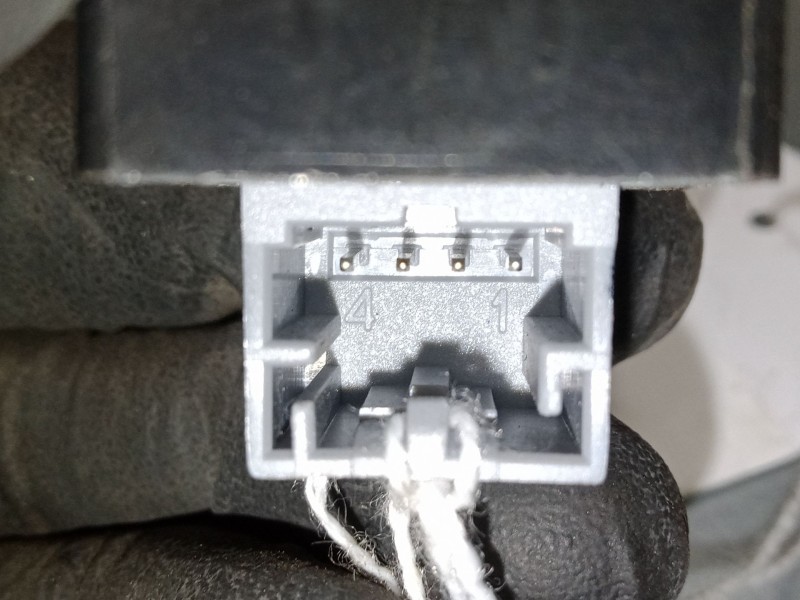 Recambio de mando elevalunas delantero derecho para audi a4 b7 avant (8ed) 2.0 tdi referencia OEM IAM   