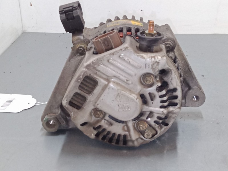 Recambio de alternador para toyota corolla (_e12_) 1.6 vvt-i (zze121_) referencia OEM IAM 27060-22030  
