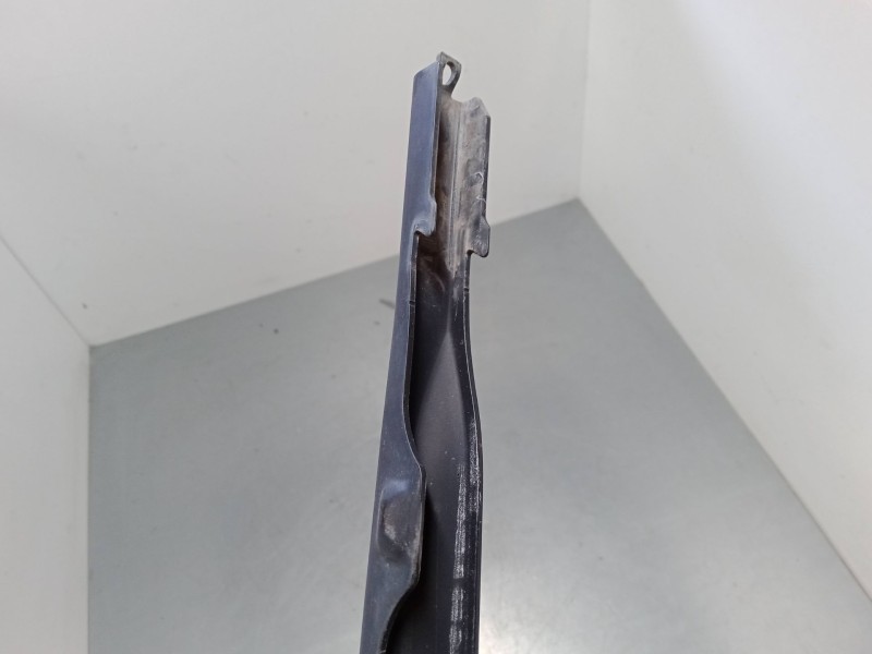 Recambio de brazo limpia delantero izquierdo para seat leon (1p1) 1.6 referencia OEM IAM   