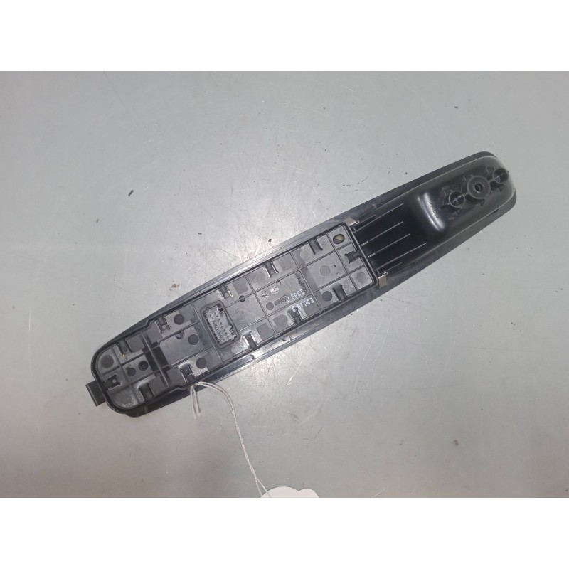 Recambio de mando elevalunas delantero izquierdo para renault scénic iii (jz0/1_) 1.9 dci (jz0j, jz1j, jz1k, jz1s) referencia OE