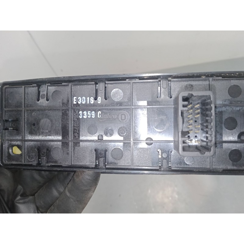 Recambio de mando elevalunas delantero izquierdo para renault scénic iii (jz0/1_) 1.9 dci (jz0j, jz1j, jz1k, jz1s) referencia OE