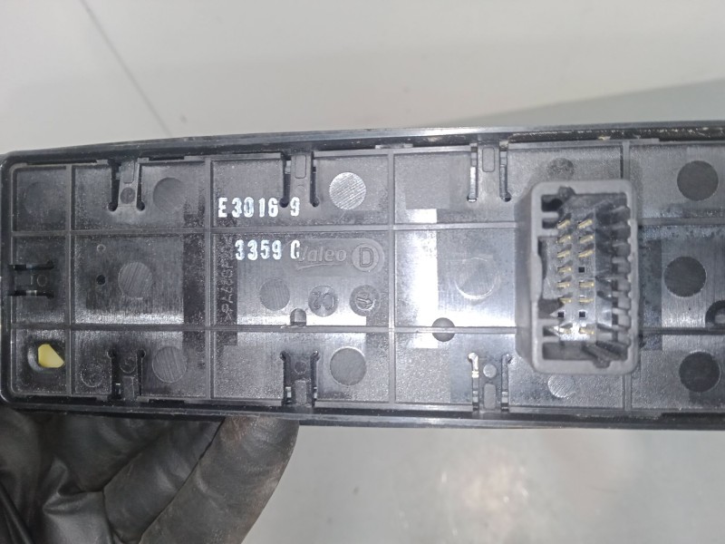 Recambio de mando elevalunas delantero izquierdo para renault scénic iii (jz0/1_) 1.9 dci (jz0j, jz1j, jz1k, jz1s) referencia OE