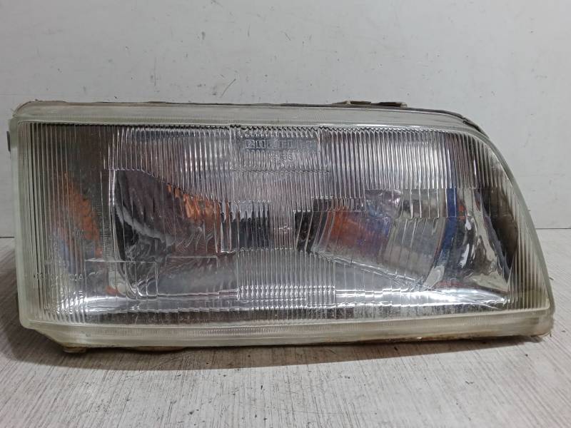 FARO DERECHO con detalles 