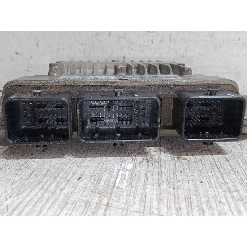 Recambio de centralita motor uce para citroën c3 i (fc_, fn_) 1.4 hdi referencia OEM IAM 9660300280 SID806 5WS40285C-T HW 965345