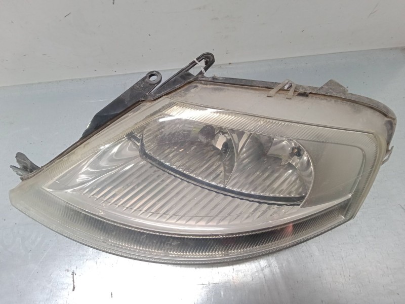 Recambio de faro izquierdo para citroën c3 i (fc_, fn_) 1.4 hdi referencia OEM IAM 9680157580  