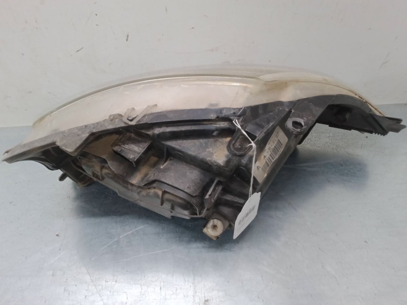 Recambio de faro izquierdo para citroën c3 i (fc_, fn_) 1.4 hdi referencia OEM IAM 9680157580  