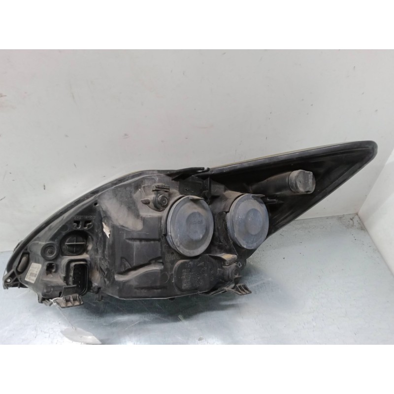 Recambio de faro derecho para ford focus ii (da_, hcp, dp) 1.6 tdci referencia OEM IAM 8M5113W029  
