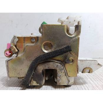 CERRADURA PUERTA TRASERA IZQUIERDA 