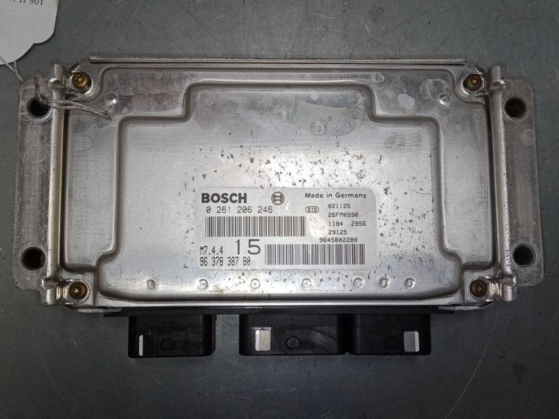 Recambio de centralita motor uce para peugeot 106 ii (1a_, 1c_) 1.1 i referencia OEM IAM 0261206246  9637838780