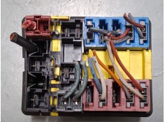 Recambio de caja reles / fusibles para peugeot 106 ii (1a_, 1c_) 1.1 i referencia OEM IAM    2