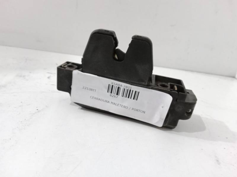 CERRADURA MALETERO / PORTON 