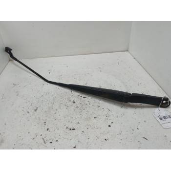 BRAZO LIMPIA DELANTERO DERECHO 