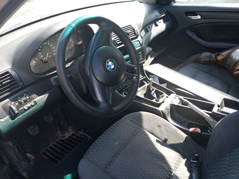 bmw 3 (e46) del año 2004