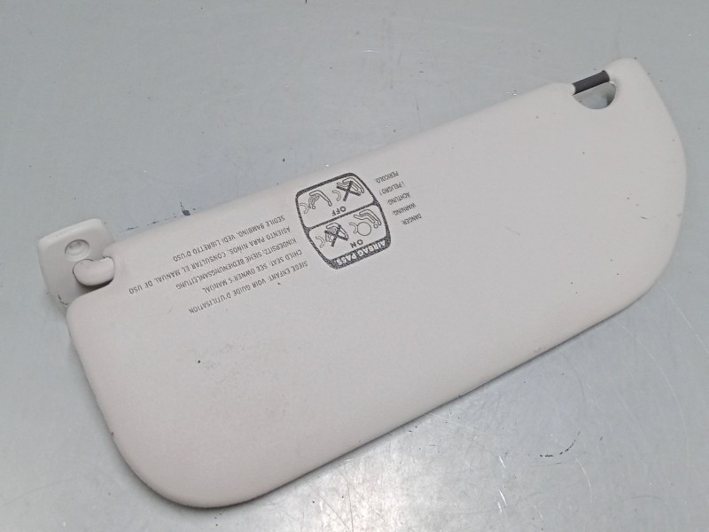 Recambio de parasol izquierdo para peugeot 106 ii (1a_, 1c_) 1.1 i referencia OEM IAM   