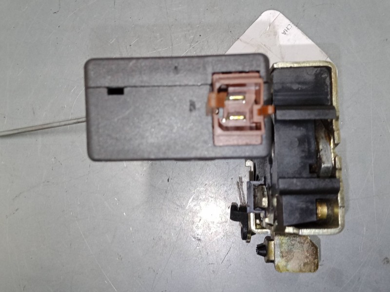 Recambio de cerradura puerta delantera derecha para peugeot 106 ii (1a_, 1c_) 1.1 i referencia OEM IAM   