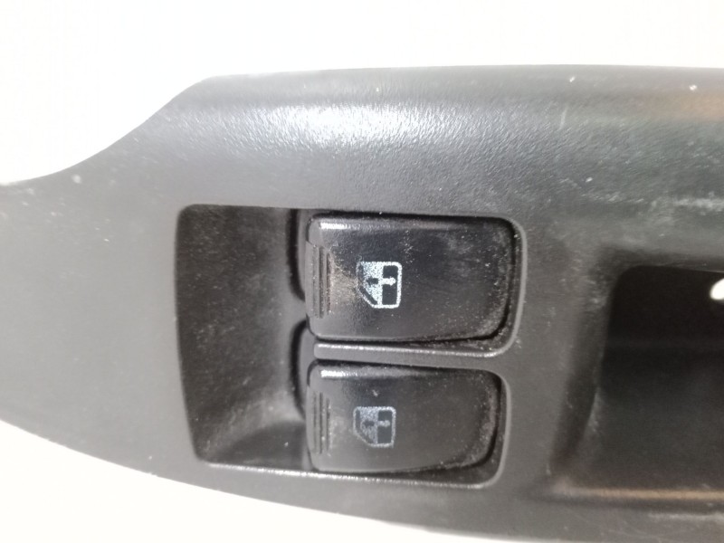 Recambio de mando elevalunas delantero izquierdo para chevrolet aveo / kalos hatchback (t250, t255) 1.2 referencia OEM IAM   