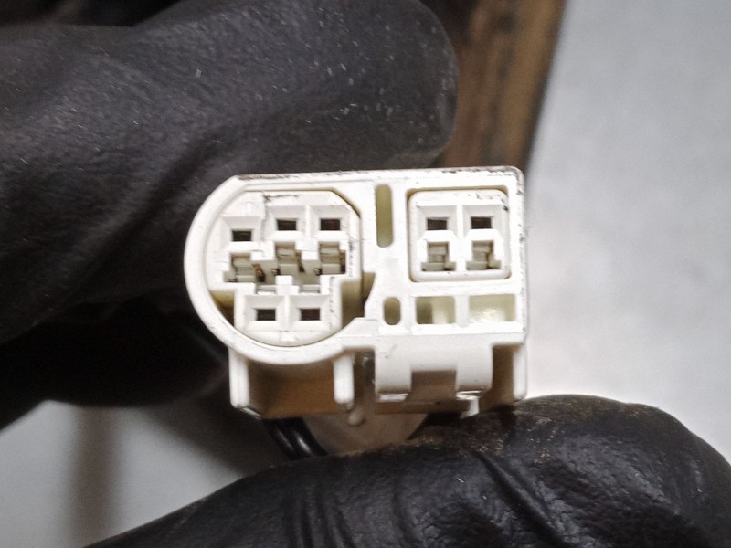 Recambio de retrovisor electrico derecho para toyota rav 4 iii (_a3_) 2.2 d 4wd (ala30_) referencia OEM IAM   