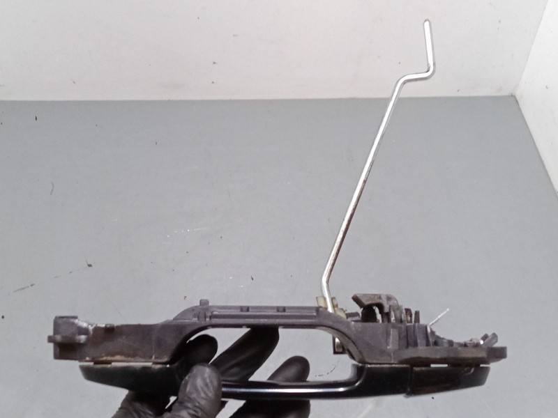 Recambio de maneta exterior porton para toyota rav 4 iii (_a3_) 2.2 d 4wd (ala30_) referencia OEM IAM   