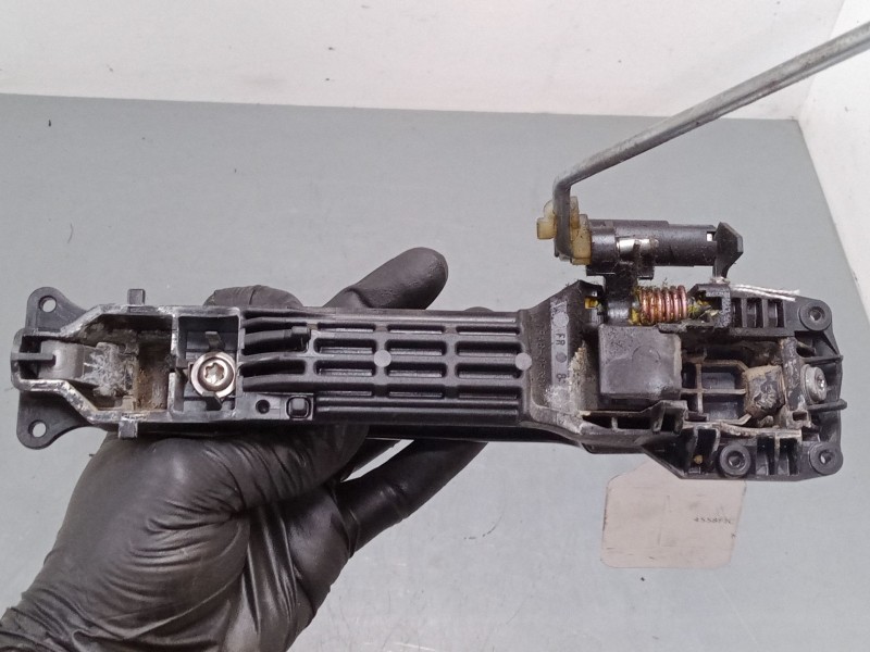 Recambio de maneta exterior porton para toyota rav 4 iii (_a3_) 2.2 d 4wd (ala30_) referencia OEM IAM   