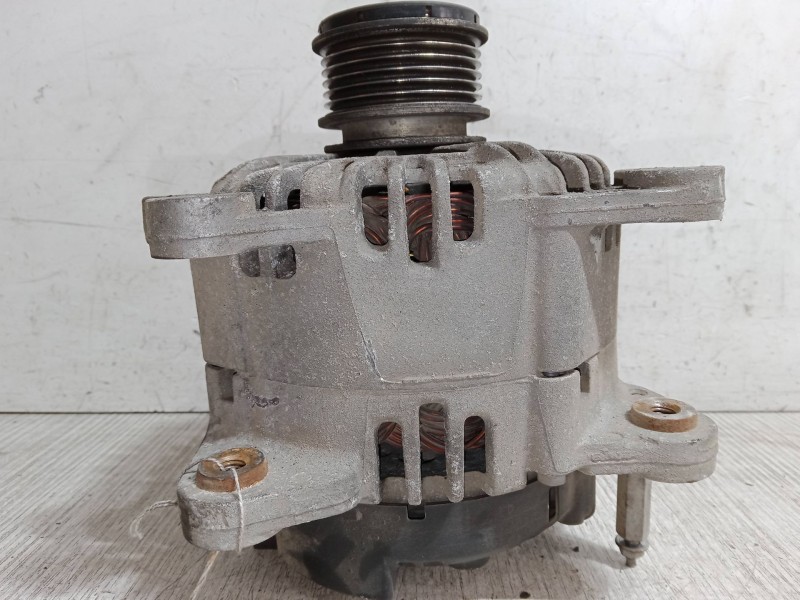 Recambio de alternador para seat altea (5p1) 1.9 tdi referencia OEM IAM 06F903023C   Recambio de alternador para seat altea (5p1) 1.9 tdi referencia OEM IAM 06F903023C