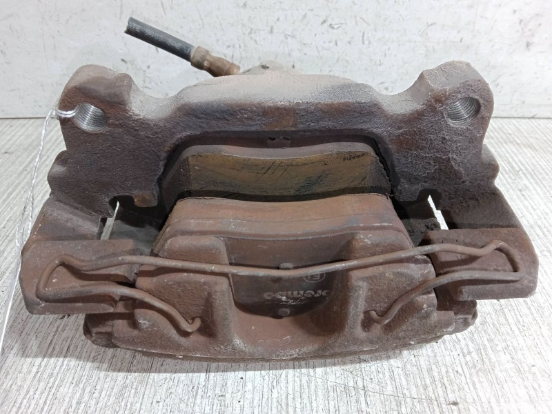 Recambio de pinza freno delantera derecha para seat altea (5p1) 1.9 tdi referencia OEM IAM    Recambio de pinza freno delantera derecha para seat altea (5p1) 1.9 tdi referencia OEM IAM