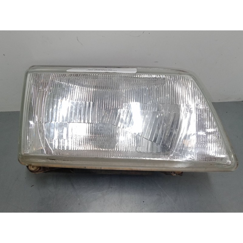 Recambio de faro derecho para opel frontera a sport (u92) 2.0 i (52sud2, 55sud2) referencia OEM IAM 0301025352  91142064