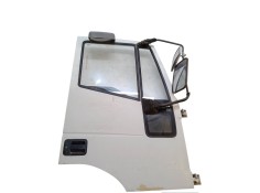 Recambio de puerta delantera derecha para iveco ml150e23 referencia OEM IAM   