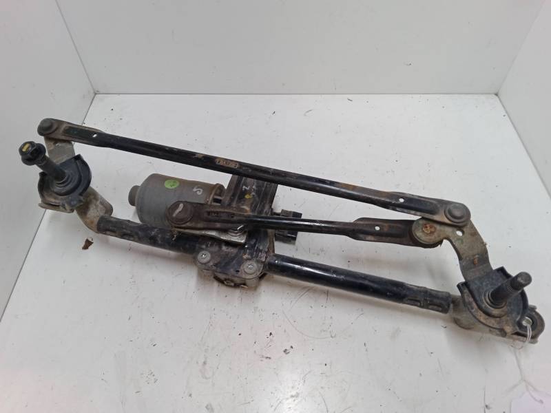 MOTOR LIMPIA DELANTERO 