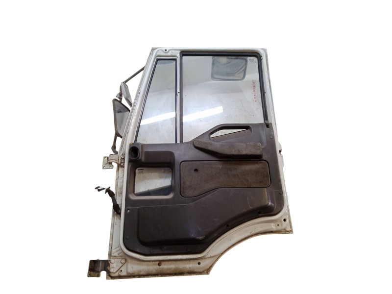 Recambio de puerta delantera derecha para iveco ml150e23 referencia OEM IAM   