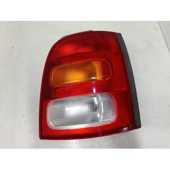 PILOTO TRASERO DERECHO 2VP236030020R 