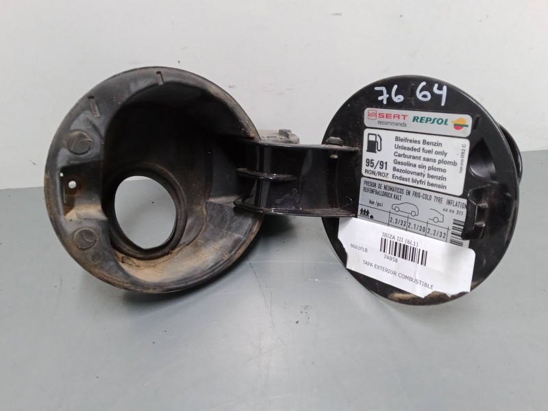 Recambio de tapa exterior combustible para seat ibiza iii (6l1) 1.2 12v referencia OEM IAM   