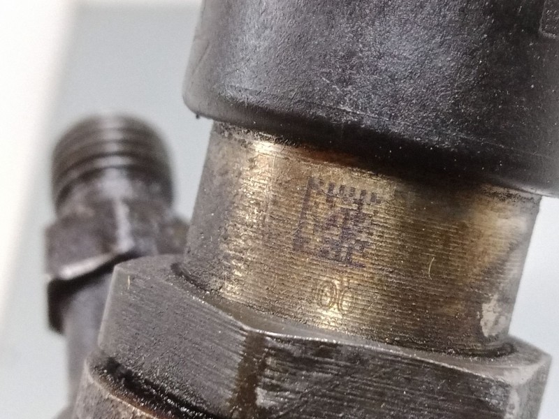 Recambio de inyector para ford focus ii sedán (db_, fch, dh) 2.0 tdci referencia OEM IAM   